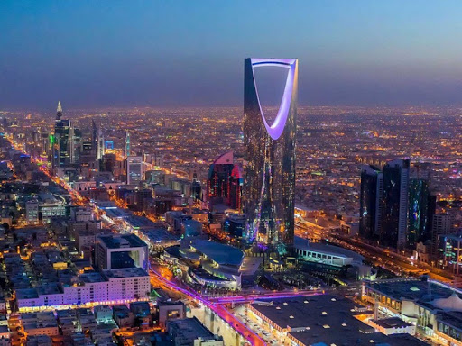 साउदीमा रोजगारदाताको अनुमतिबिना काम परिवर्तन गर्न पाइने, कहिलेदेखि लागु हुन्छ नयाँ व्यवस्था ?