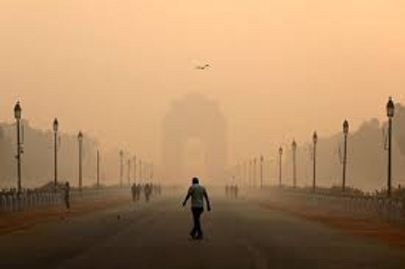 दिल्लीको न्यूनतम तापक्रम १० डिग्री सेल्सियस, प्रदूषण नाजुक अवस्थामा