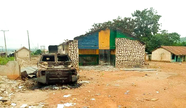 नाइजेरियामा  दुई छुट्टाछुट्टै आक्रमणमा चार प्रहरीको मृत्यु