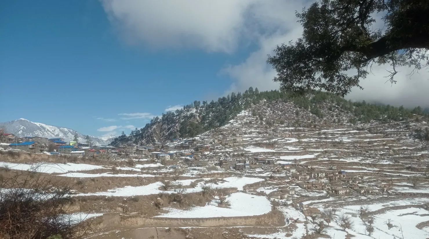 मुगुमा हिमपातले हिमाल सेताम्य, बालीनालीलाई राहत, कृषक खुसी