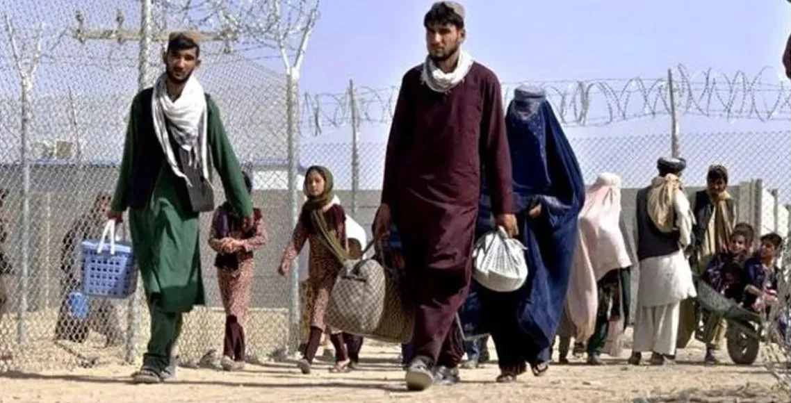 इरानबाट दुई हजार १०६ जना अफगानिस्तानी शरणार्थी स्वदेश फर्किए