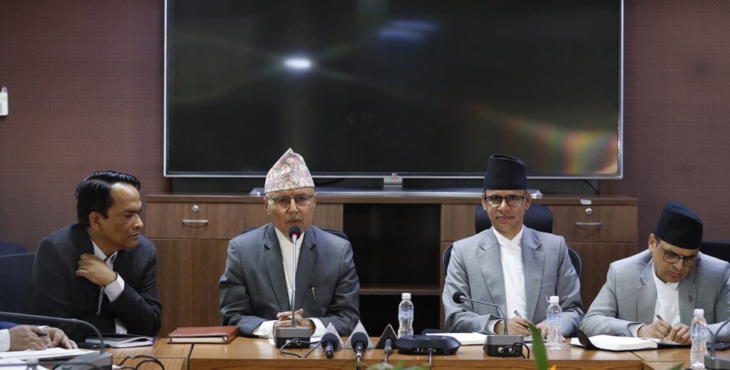 मन्त्रालयका लागि नयाँ सवारी साधन नकिन्न अर्थमन्त्री खनालको निर्देशन