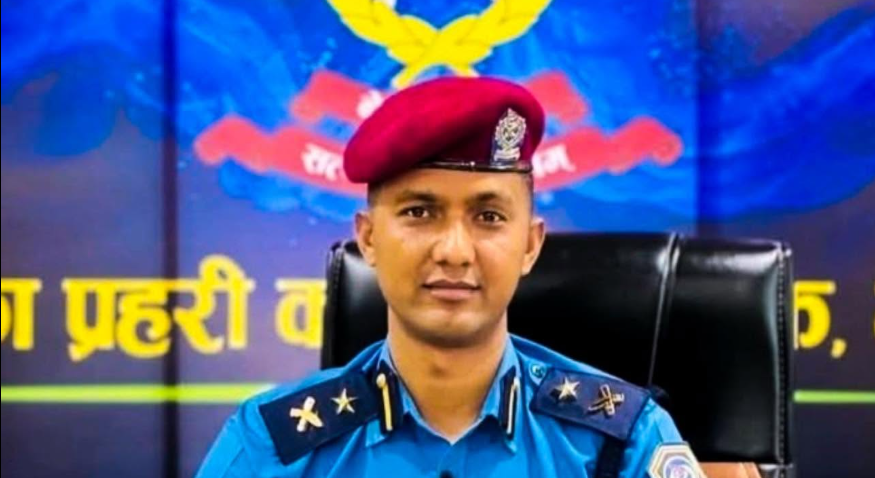 एसपी वसुन्धरा खड्काद्वारा दमक डिएसपी हरि बस्नेतसहितको प्रहरी टोली सम्मानित